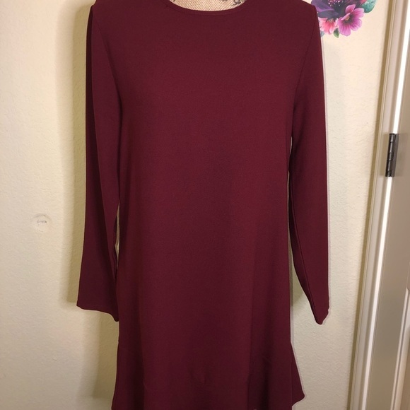 Mudpie Dress Long Sleeve Ruffle Bottom Cranberry Colored Dress Size Small - Picture 2 of 8